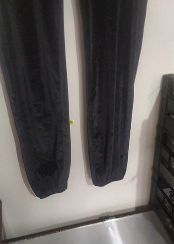 Siyah Midi Kadın Parla Kadife Spor Tayt - Görsel 2