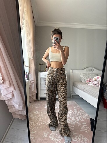 Leoparlı pantolon