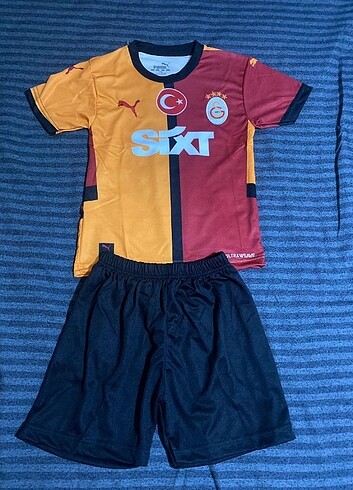 7 Yaş Beden Galatasaray parçalı Çocuk Forması 