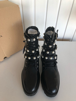 Zara Zara biker bot
