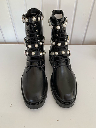 40 Beden siyah Renk Zara bot 