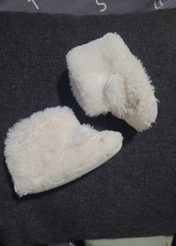 Kız Çocuk Beyaz Kürklü Panduf - Görsel 4