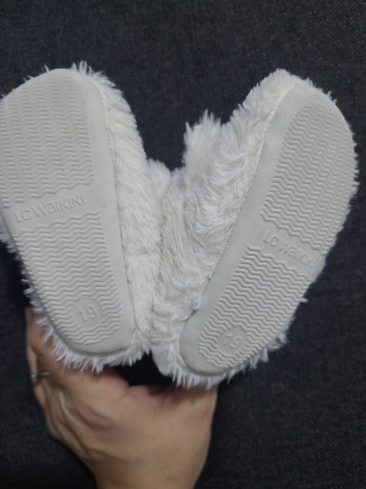 Kız Çocuk Beyaz Kürklü Panduf - Görsel 3