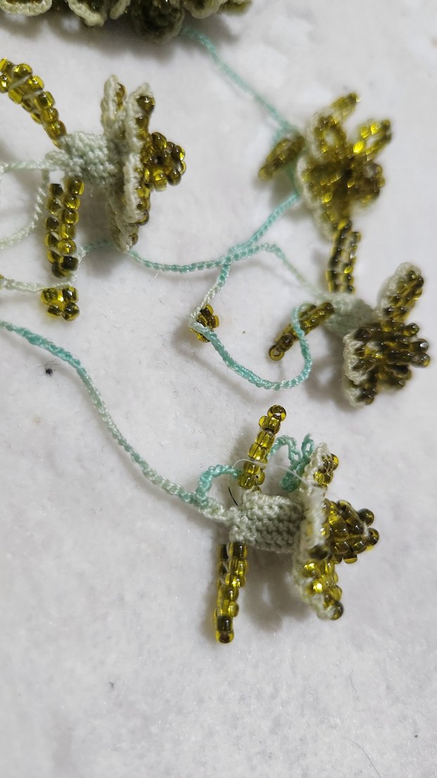 Yeşil Renkli Boncuklu oya Süslemelerde kullanılır. - Görsel 3