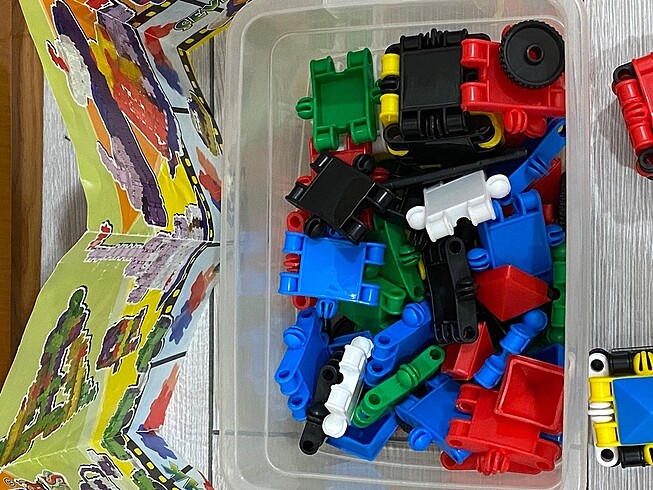 Beden Flexy tangles 97 parça oyuncak