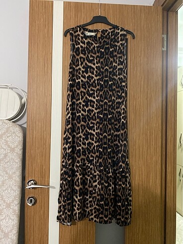 Leoparlı yazlık uzun elbise
