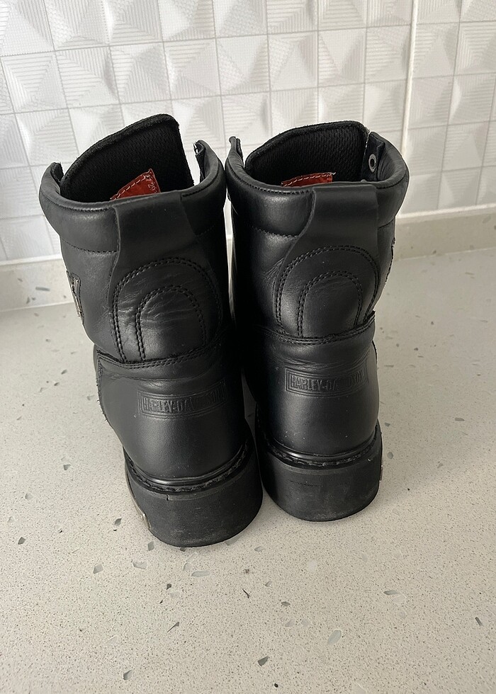 Erkek bot - Görsel 3