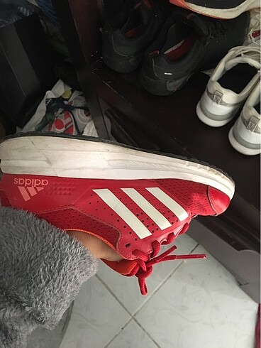 Adidas Adıdas