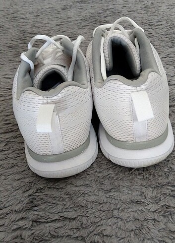 45 Beden Skechers ayakkabi