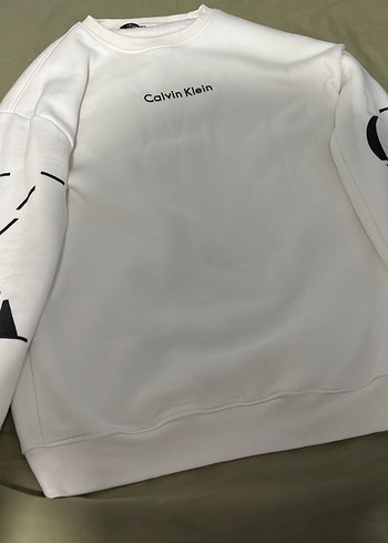 calvin-klein l
