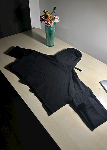 Siyah Kapüşonlu Crop Kadın Sweatshirt - Görsel 2