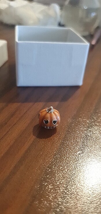 Balkabagi charm