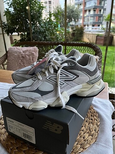 New balance 9060