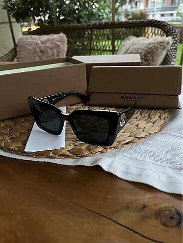 Burberry gözlük