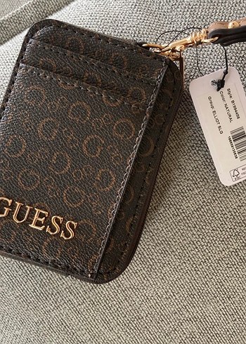 Guess ürünü