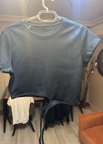 Kısa Kollu Siyah Crop Top