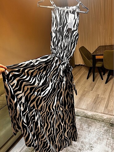 m Beden siyah Renk Zebra elbise
