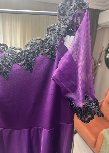 Mor dantel detay elbise - Görsel 2