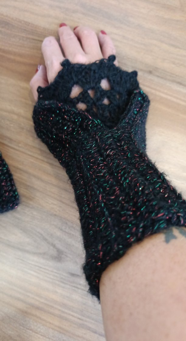 Siyah Örgü Kadın Eldiven - Görsel 2