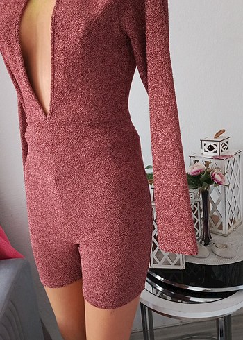 Bordo V Yaka Uzun Kollu Mini Tulum - Görsel 3