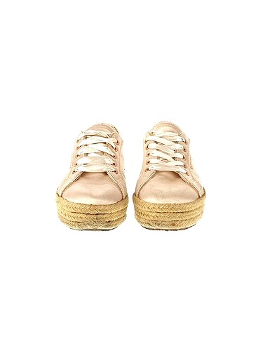 38 Beden Superga Spor Ayakkabı %70 İndirimli.