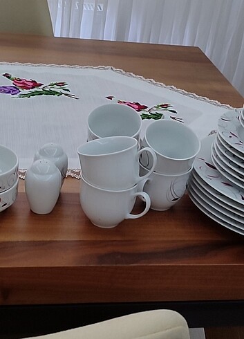 Kütahya Porselen Kahvaltı takımı
