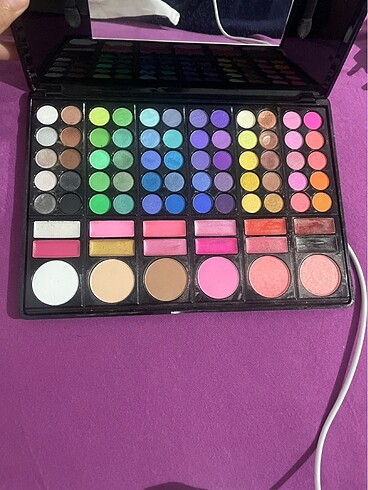 Mac far paleti