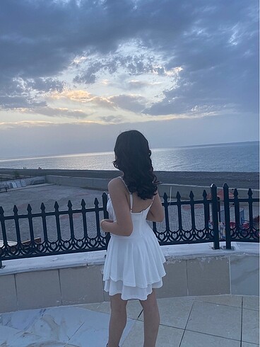 Diğer Beyaz şortlu mini elbise