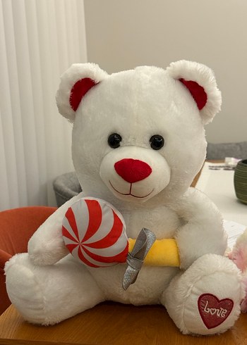 Beyaz Peluş Ayıcık ve Renkli Lolipop
