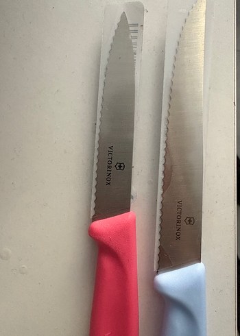 Victorinox Pastel Renkli Keskin Ekmek Bıçağı
