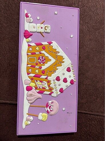 Revolution tasty Marshmallow wonderland palette