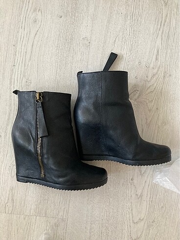 36,5 Beden siyah Renk Nine West hakiki deri topuklu bot