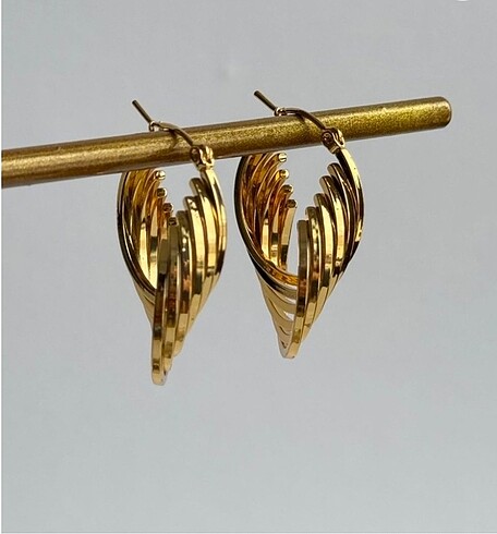 Gold küpe
