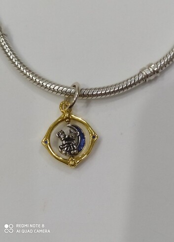 Minnie charm