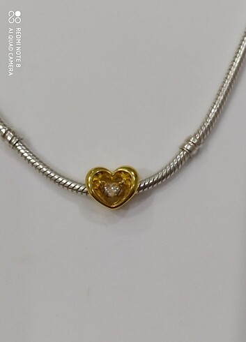 Pandora Kalp charm taşlı 