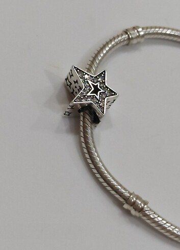 Beden Yıldız charm