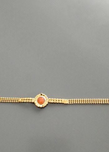 İşlemeli Boncuklu Altın Renk Bileklik - Görsel 2