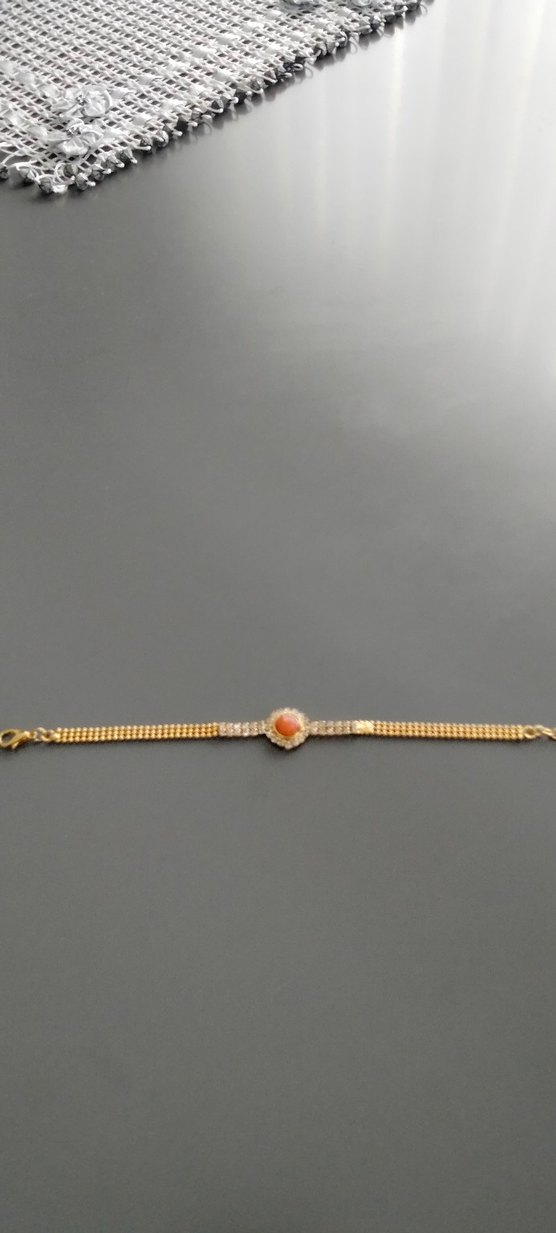 İşlemeli Boncuklu Altın Renk Bileklik - Görsel 5