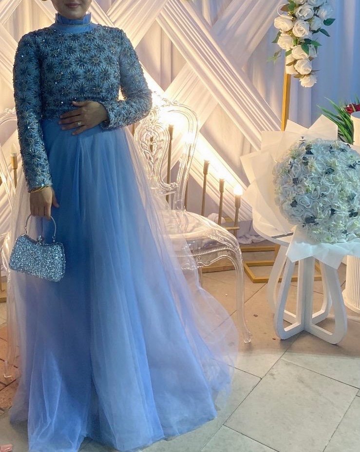 İşlemeli Boncuk Detaylı Uzun Gri Abiye Elbise - Görsel 2