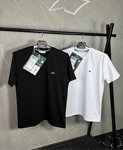 Siyah lacoste T-shirt