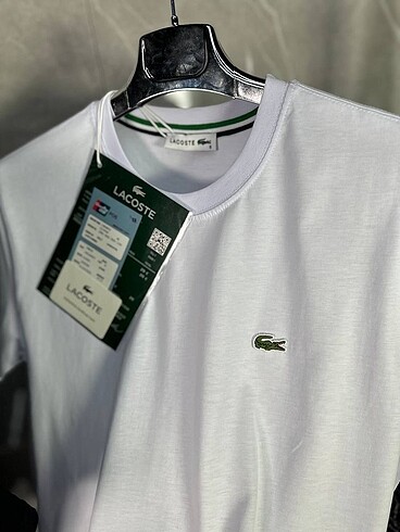 Beyaz lacoste T-shirt