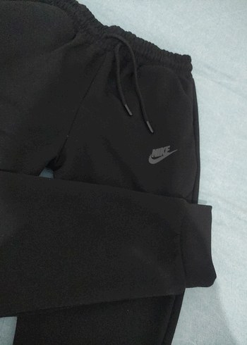 Nike Siyah