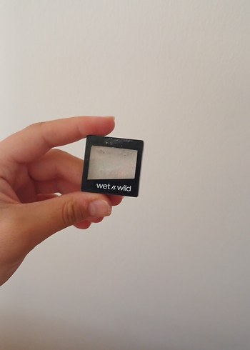 Wet n Wild Bej Göz Farı