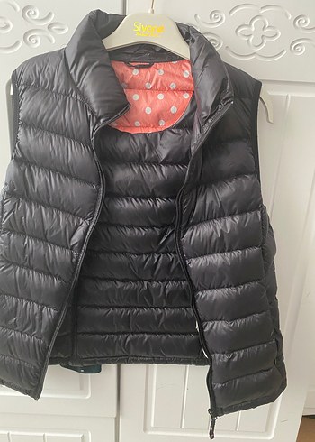 Siyah Fermuarlı Kadın Şişme Yelek - Görsel 3