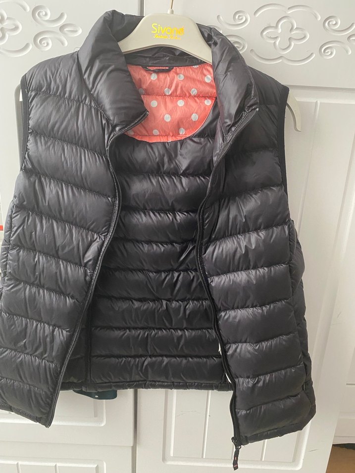 Siyah Fermuarlı Kadın Şişme Yelek - Görsel 3