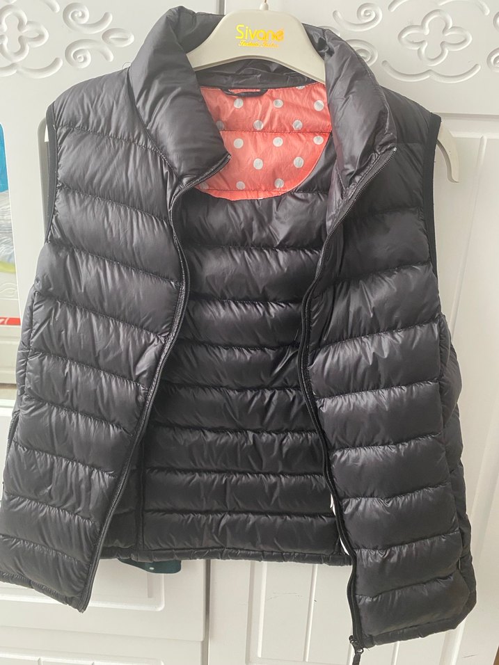 Siyah Fermuarlı Kadın Şişme Yelek - Görsel 2