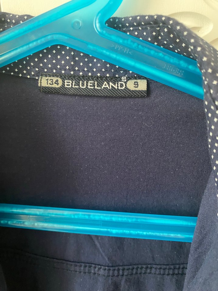 Düğmeli Mavi erkek çocuk - Görsel 3