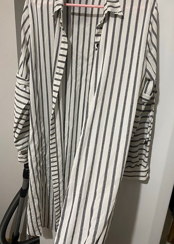 Düğmeli Çizgili V Yaka Kadın Gömlek - Görsel 2