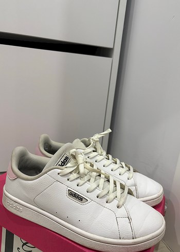 adidas 38