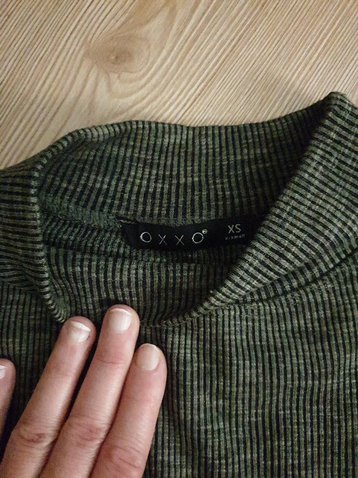 Gri Kadın Boğazlı İnce Triko Kazak - Görsel 3